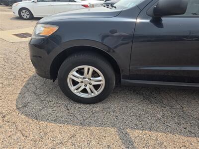 2012 Hyundai SANTA FE 2.4 GL - Photo 9 - Philadelphia, PA 19124