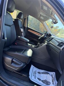 2019 Volkswagen Atlas V6 SE R-Line 4Motion - Photo 10 - Westport, MA 02790