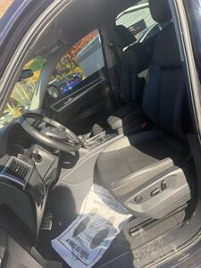 2019 Volkswagen Atlas V6 SE R-Line 4Motion - Photo 9 - Westport, MA 02790