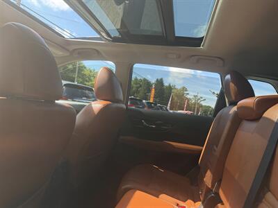 2017 Nissan Rogue SL - Photo 8 - Westport, MA 02790