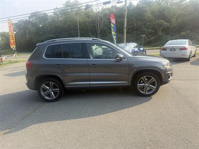 2017 Volkswagen Tiguan 2.0T Sport 4Motion - Photo 5 - Westport, MA 02790