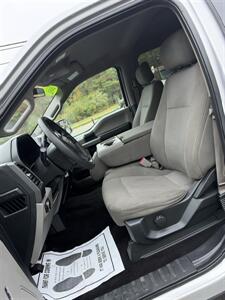2017 Ford F-150 XLT - Photo 7 - Westport, MA 02790