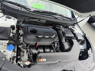 2016 Hyundai SONATA - Photo 9 - Westport, MA 02790