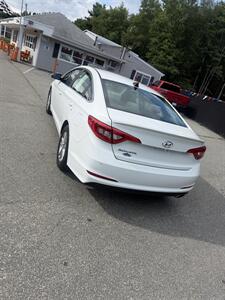2016 Hyundai SONATA - Photo 6 - Westport, MA 02790