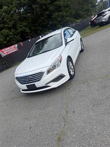 2016 Hyundai SONATA - Photo 1 - Westport, MA 02790