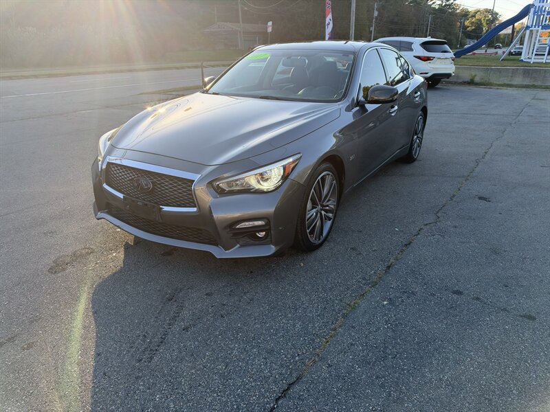 2017 INFINITI Q50 Sport