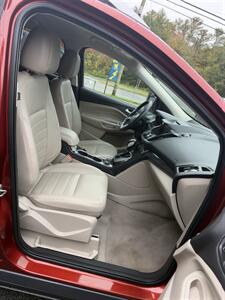 2014 Ford Escape Titanium   - Photo 12 - Westport, MA 02790
