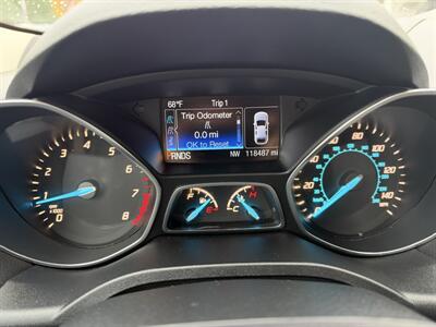 2014 Ford Escape Titanium   - Photo 16 - Westport, MA 02790