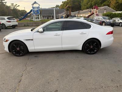2018 Jaguar XF 25t Premium - Photo 5 - Westport, MA 02790