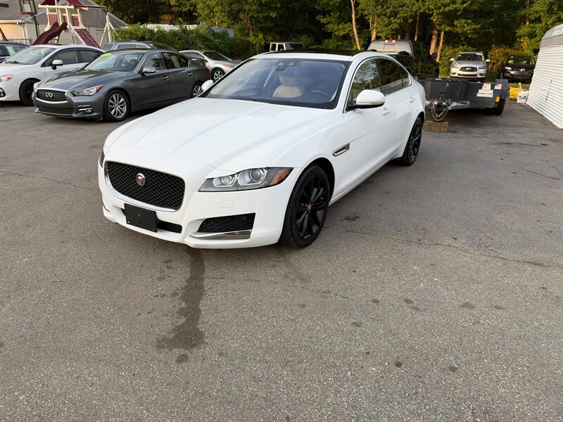 2018 Jaguar XF Premium