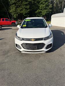 2020 Chevrolet Trax LT - Photo 2 - Westport, MA 02790