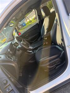 2020 Chevrolet Trax LT - Photo 12 - Westport, MA 02790