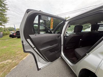 2016 GMC Terrain SLE-1 - Photo 10 - Westport, MA 02790