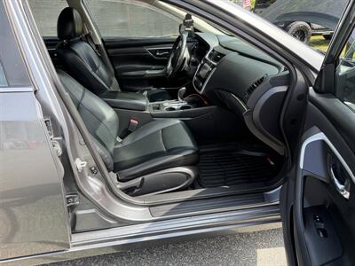 2018 Nissan Altima 2.5 SR   - Photo 13 - Westport, MA 02790