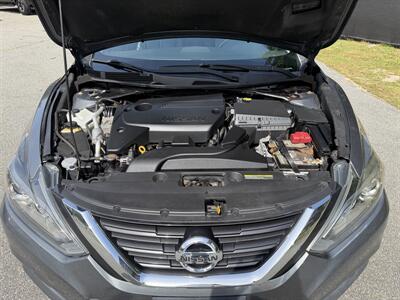 2018 Nissan Altima 2.5 SR   - Photo 12 - Westport, MA 02790