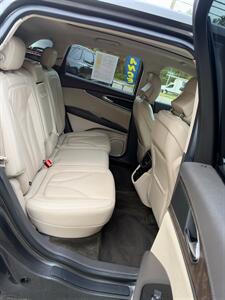 2017 Lincoln MKX Reserve - Photo 10 - Westport, MA 02790