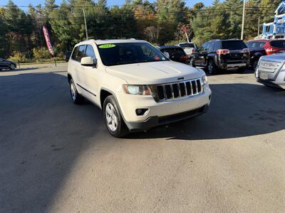2012 Jeep Grand Cherokee Laredo   - Photo 3 - Westport, MA 02790