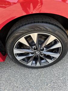 2017 Nissan Sentra SR TURBO   - Photo 10 - Westport, MA 02790