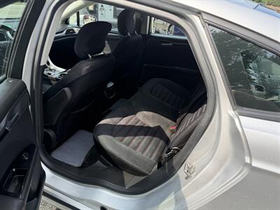 2013 Ford Fusion SE - Photo 6 - Westport, MA 02790