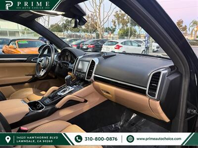 2016 Porsche Cayenne S   - Photo 23 - Lawndale, CA 90260
