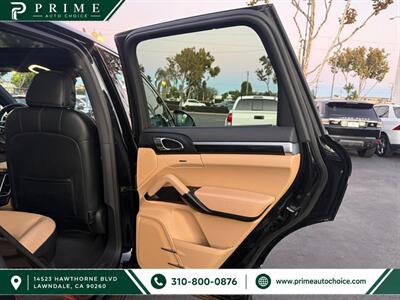 2016 Porsche Cayenne S   - Photo 17 - Lawndale, CA 90260