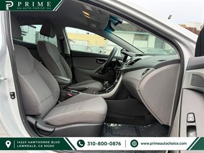 2014 Hyundai ELANTRA SE - Photo 13 - Lawndale, CA 90260