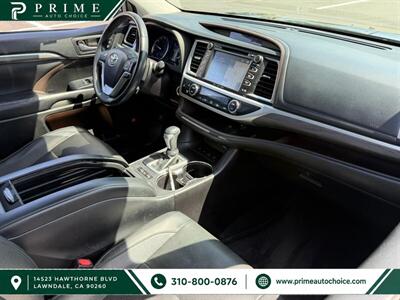 2018 Toyota Highlander Limited - Photo 13 - Lawndale, CA 90260