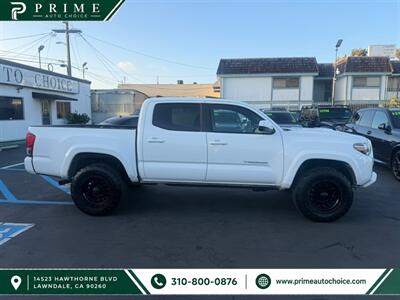 2016 Toyota Tacoma TRD Sport 4X4 - Photo 8 - Lawndale, CA 90260
