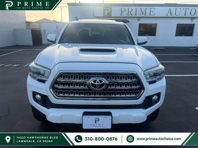 2016 Toyota Tacoma TRD Sport 4X4 - Photo 2 - Lawndale, CA 90260