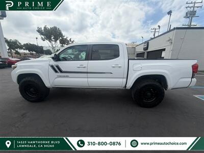2016 Toyota Tacoma TRD Sport 4X4 - Photo 4 - Lawndale, CA 90260