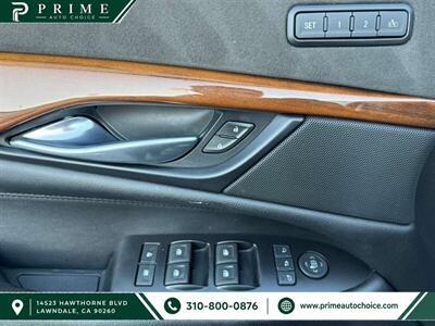 2018 Cadillac Escalade Luxury   - Photo 21 - Lawndale, CA 90260