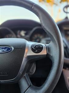 2014 Ford Focus Titanium With Backup Camera - Photo 30 - Lawndale, CA 90260