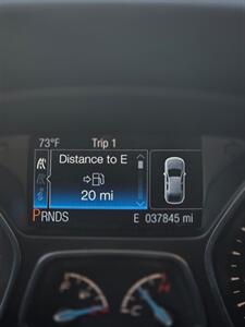 2014 Ford Focus Titanium With Backup Camera - Photo 33 - Lawndale, CA 90260