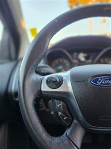 2014 Ford Focus Titanium With Backup Camera - Photo 31 - Lawndale, CA 90260