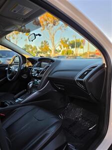 2014 Ford Focus Titanium With Backup Camera - Photo 25 - Lawndale, CA 90260