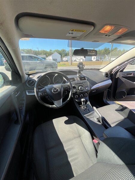 2013 Mazda Mazda3 i Touring i Touring - Photo 16 - Windham, ME 04062