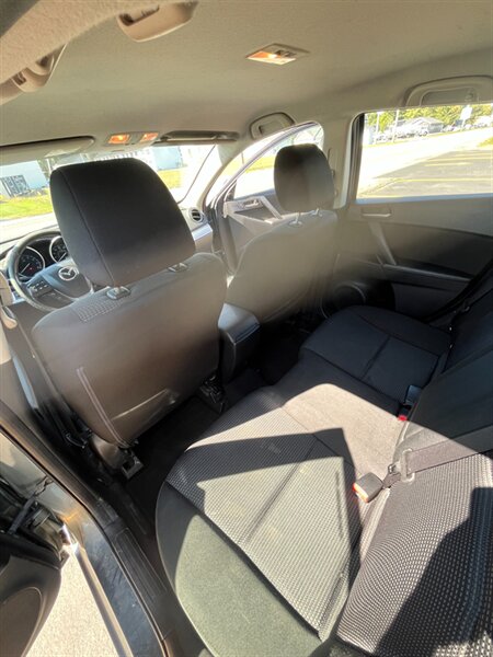 2013 Mazda Mazda3 i Touring i Touring - Photo 18 - Windham, ME 04062
