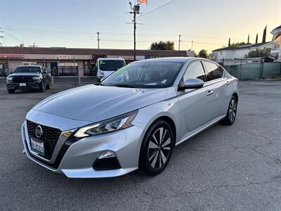2022 Nissan Altima 2.5 SV - Photo 3 - Arleta, CA 91331