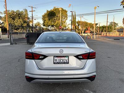 2022 Nissan Altima 2.5 SV - Photo 6 - Arleta, CA 91331