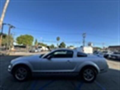 2005 Ford Mustang V6 Deluxe - Photo 5 - Arleta, CA 91331