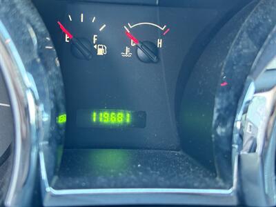 2005 Ford Mustang V6 Deluxe - Photo 13 - Arleta, CA 91331