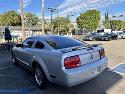 2005 Ford Mustang V6 Deluxe - Photo 21 - Arleta, CA 91331