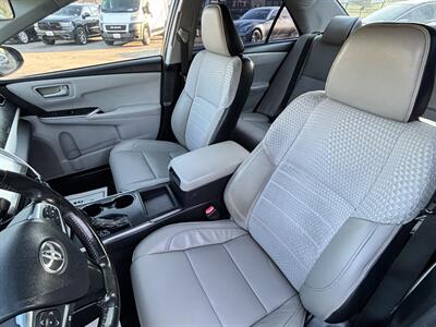 2015 Toyota Camry SE - Photo 11 - Arleta, CA 91331