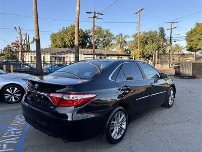 2015 Toyota Camry SE - Photo 7 - Arleta, CA 91331
