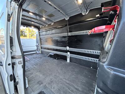 2022 Ford Transit 350 - Photo 18 - Arleta, CA 91331
