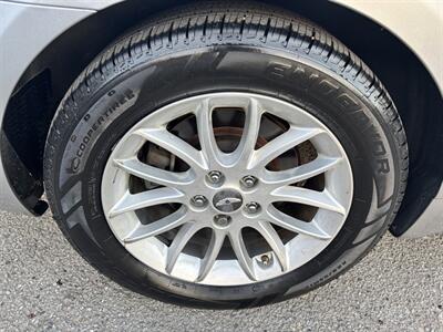 2011 Hyundai Genesis 3.8 Premium - Photo 26 - Arleta, CA 91331