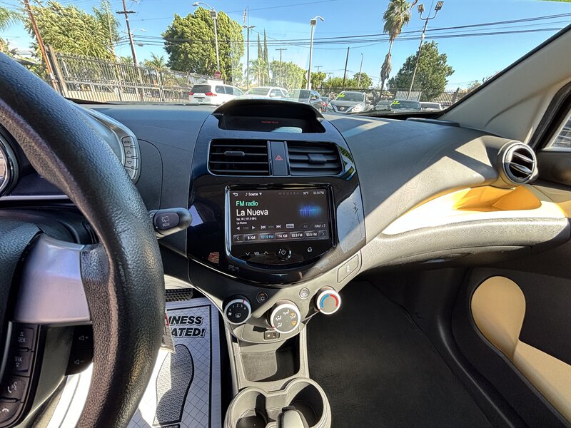 2013 Chevrolet Spark 1LT - Photo 17