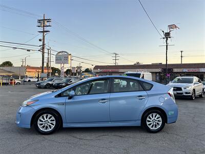 2014 Toyota Prius Plug-in Hybrid Advanced - Photo 4 - Arleta, CA 91331