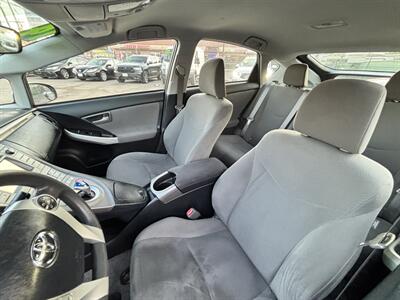 2014 Toyota Prius Plug-in Hybrid Advanced - Photo 11 - Arleta, CA 91331