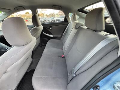 2014 Toyota Prius Plug-in Hybrid Advanced - Photo 12 - Arleta, CA 91331